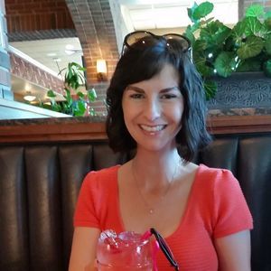 Meet your Posher, Liz
